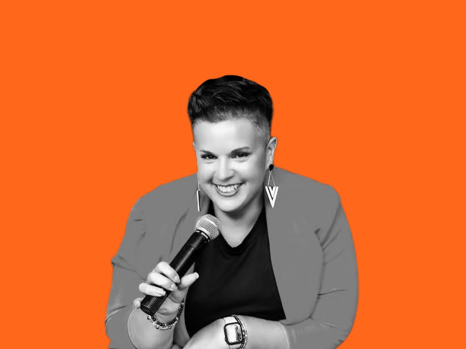 FunnyCon Showcase with Lisa Ann the Glam Ham