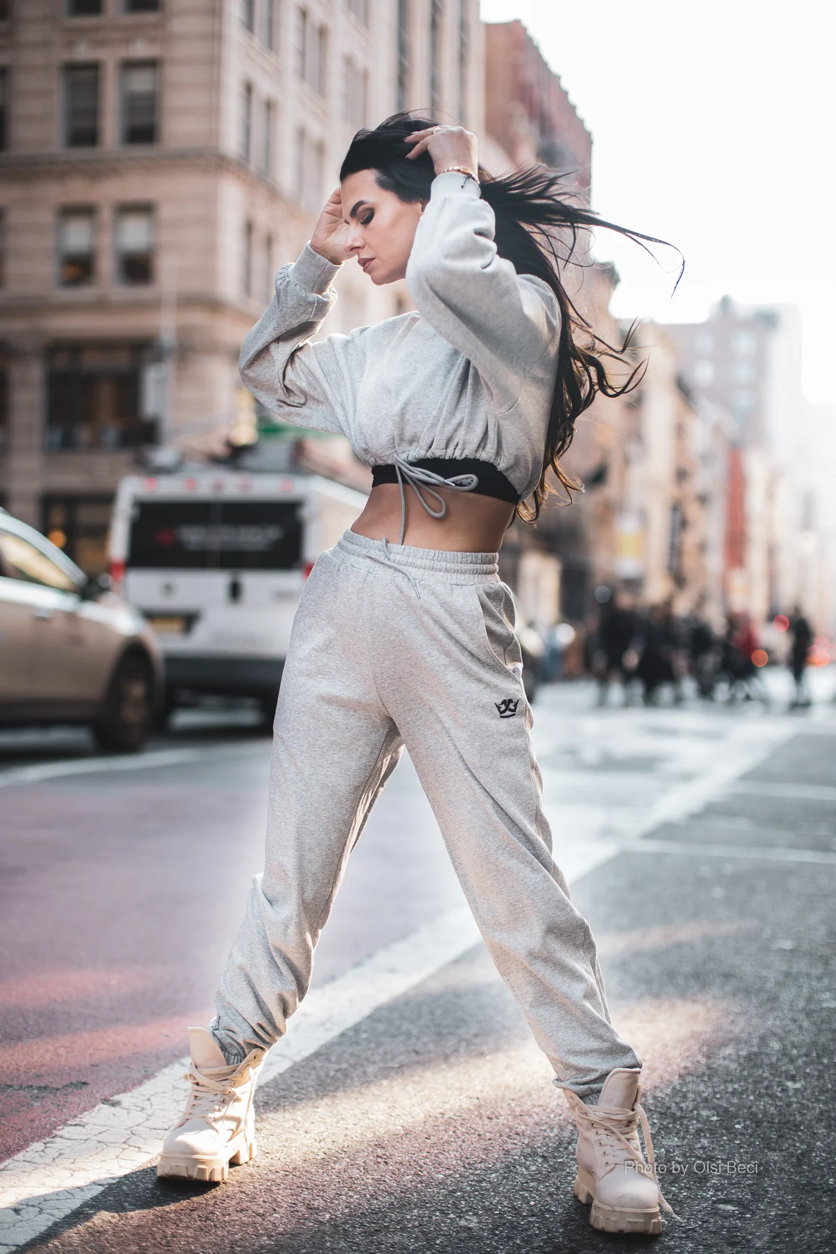  Cropped Top Jogger Set